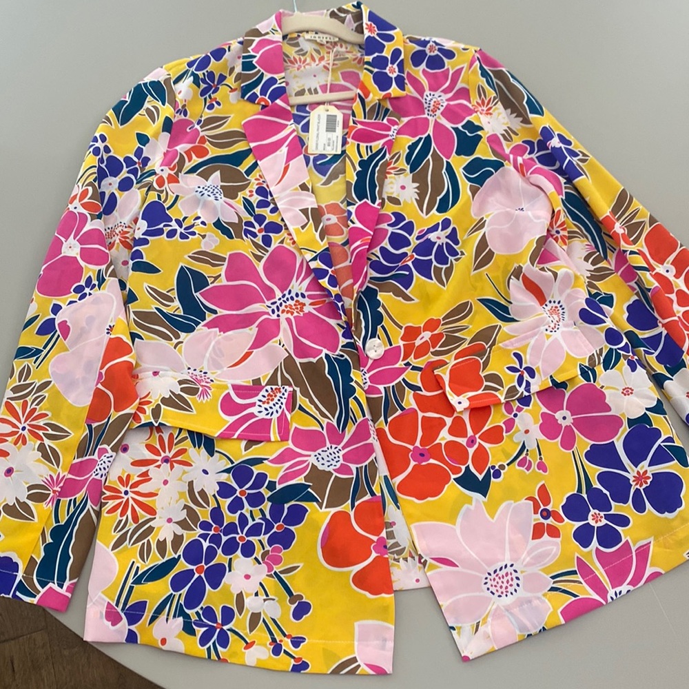 Fun multi floral print blazer